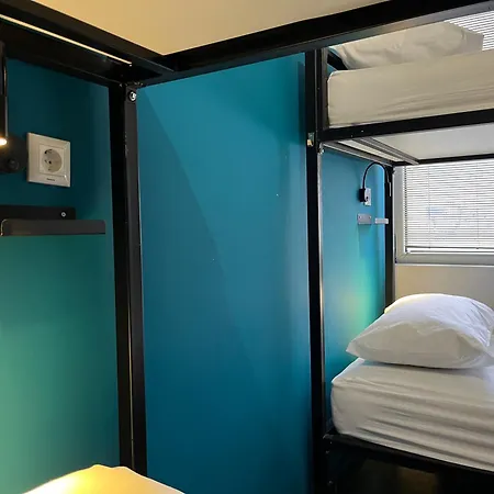 Hostel Mickitos Urban