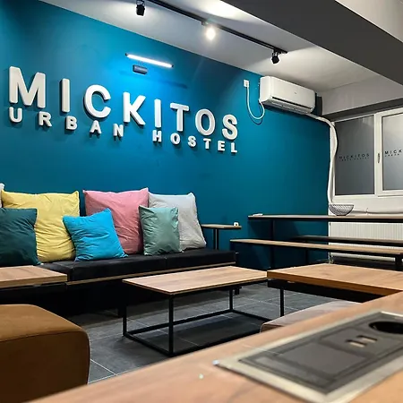 Hostel Mickitos Urban